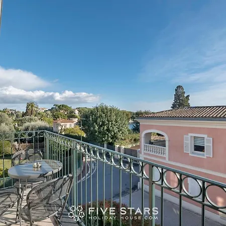 Apartment Artemys - Five Stars House *