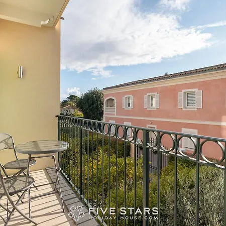 Apartment Artemys - Five Stars House