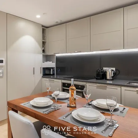 Apartment Artemys - Five Stars House *