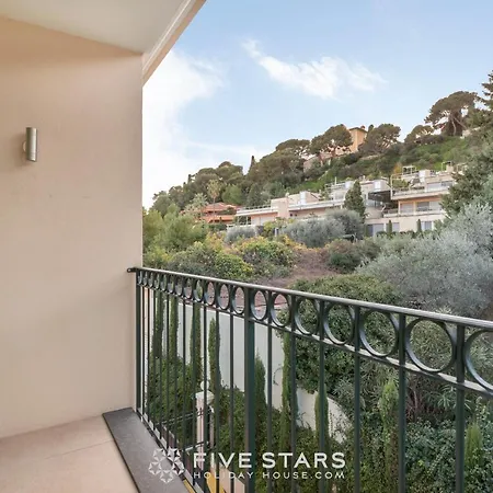 Artemys - Five Stars House