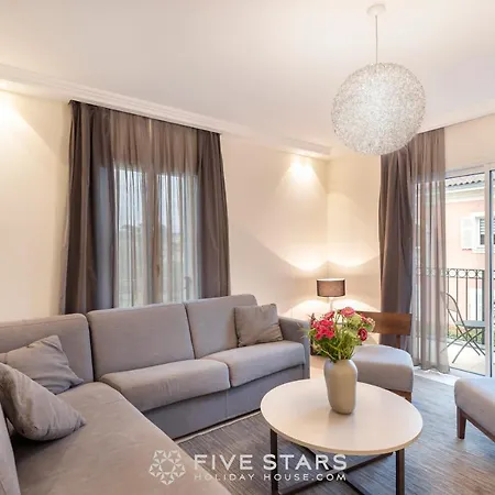 Artemys - Five Stars House *