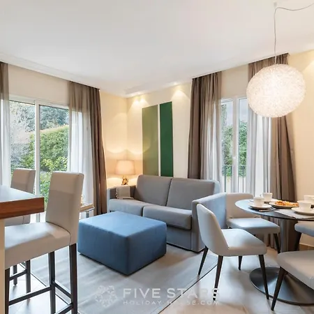Artemys - Five Stars House