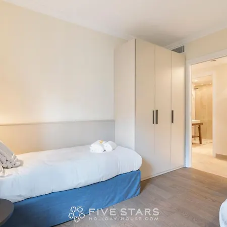 Artemys - Five Stars House